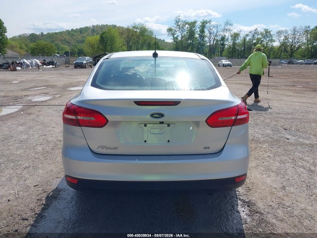2018 Ford Focus Se მანქანა იყიდება აუქციონზე, vin: 1FADP3F25JL235183, აუქციონის ნომერი: 45039934