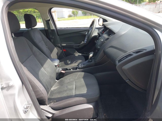 2018 Ford Focus Se მანქანა იყიდება აუქციონზე, vin: 1FADP3F25JL235183, აუქციონის ნომერი: 45039934