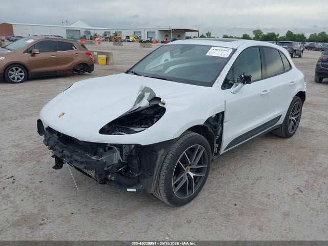 WP1AA2A50RLB13383 Porsche Macan T
