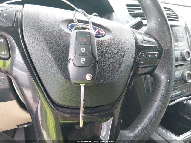 45039955 :رقم المزاد ، 1FM5K8B80HGC52928 vin ، 2017 Ford Explorer مزاد بيع