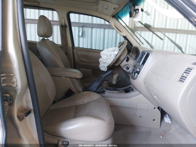 Продажа на аукционе авто 2005 Ford Escape Limited, vin: 1FMYU04115KA48494, номер лота: 45039975