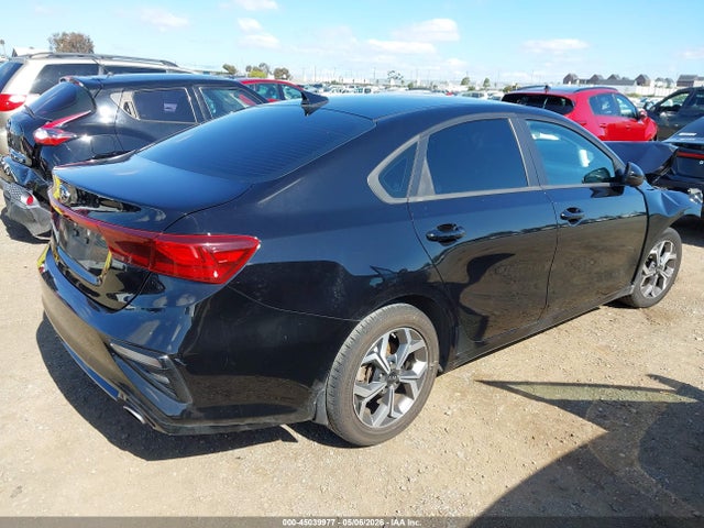 Aukcja sprzedaży 2021 Kia Forte Lxs, vin: 3KPF24AD3ME335327, numer aukcji: 45039977