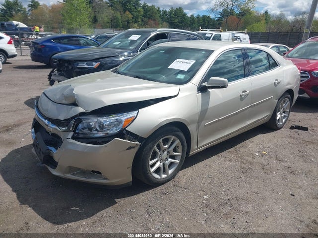 Chevrolet MALIBU 1LT 2015 1G11C5SL2FF261449 Image 2