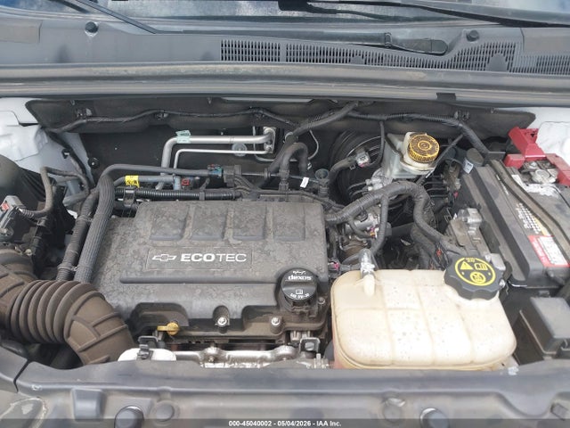 3GNCJKSB5JL230360 Chevrolet TRAX LS
