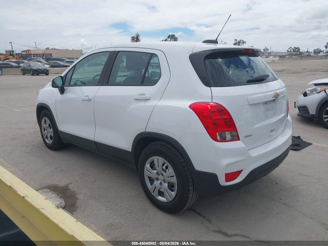 3GNCJKSB5JL230360 Chevrolet TRAX LS