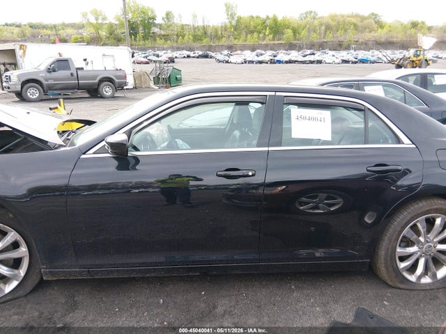 Продаж на аукціоні авто 2016 Chrysler 300 Limited, vin: 2C3CCARG4GH208337, номер лоту: 45040041