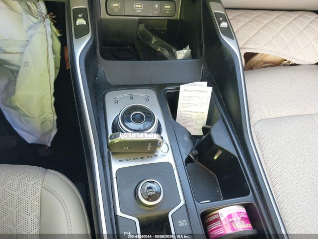 Продаж на аукціоні авто 2024 Kia Sorento Hybrid Ex, vin: KNDRH4LG6R5259754, номер лоту: 45040044