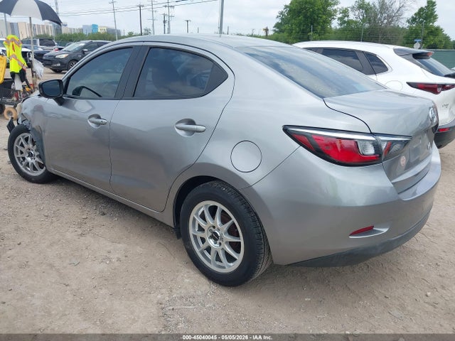 2016 Scion Ia მანქანა იყიდება აუქციონზე, vin: 3MYDLBZVXGY129187, აუქციონის ნომერი: 45040045
