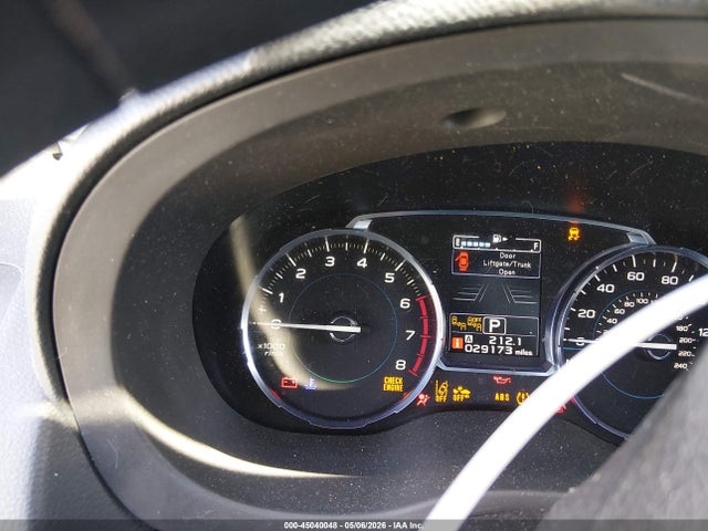 JF2SJAGC4JH566811 Subaru Forester 2.5i Premium