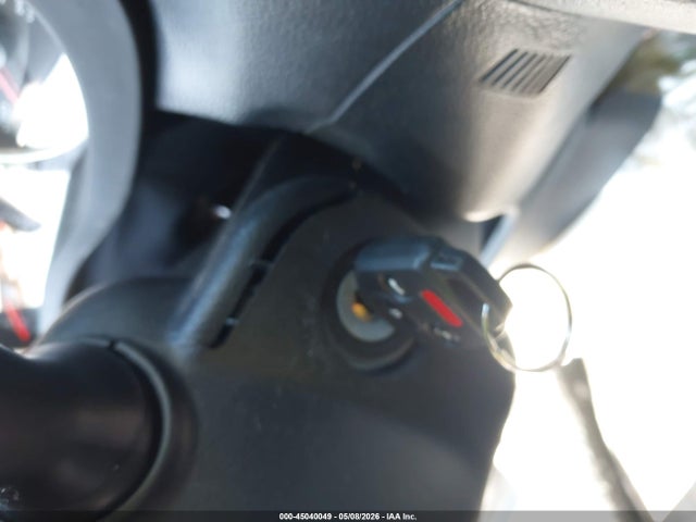 45040049 :رقم المزاد ، JF2SJAEC7JH456922 vin ، 2018 Subaru Forester 2.5i Premium مزاد بيع