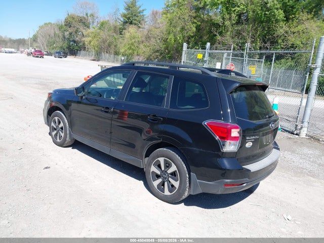 45040049 :رقم المزاد ، JF2SJAEC7JH456922 vin ، 2018 Subaru Forester 2.5i Premium مزاد بيع