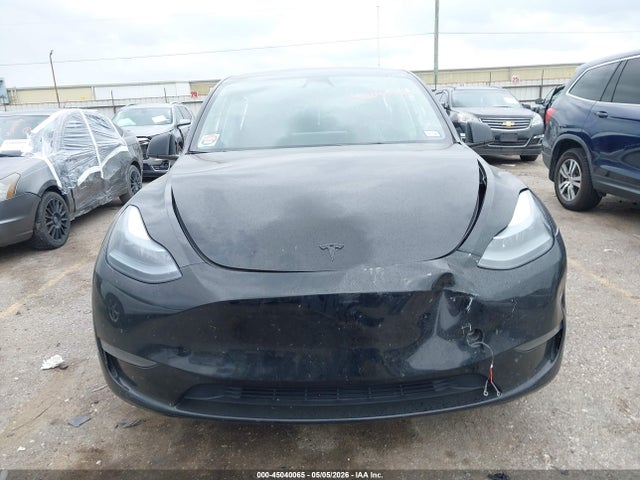 Продажа на аукционе авто 2024 Tesla Model Y, vin: 7SAYGDED5RA321807, номер лота: 45040065