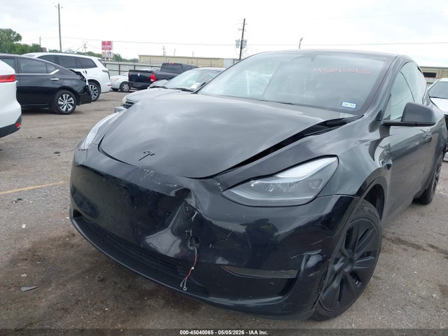 Продажа на аукционе авто 2024 Tesla Model Y, vin: 7SAYGDED5RA321807, номер лота: 45040065
