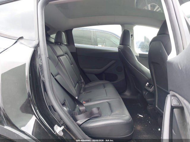 Продажа на аукционе авто 2024 Tesla Model Y, vin: 7SAYGDED5RA321807, номер лота: 45040065