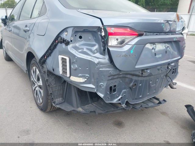 Toyota Corolla Hybrid Le 2022 JTDEAMDE2NJ050707 Image 18