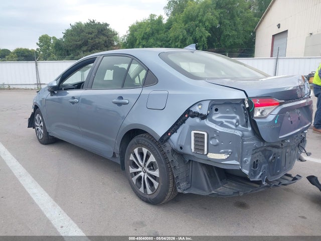 Toyota Corolla Hybrid Le 2022 JTDEAMDE2NJ050707 Image 3