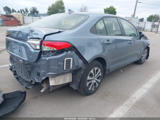 Toyota Corolla Hybrid Le 2022 JTDEAMDE2NJ050707 Image 4