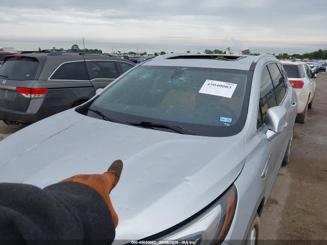 Продаж на аукціоні авто 2018 Buick Enclave Essence, vin: 5GAEVAKW7JJ238973, номер лоту: 45040083