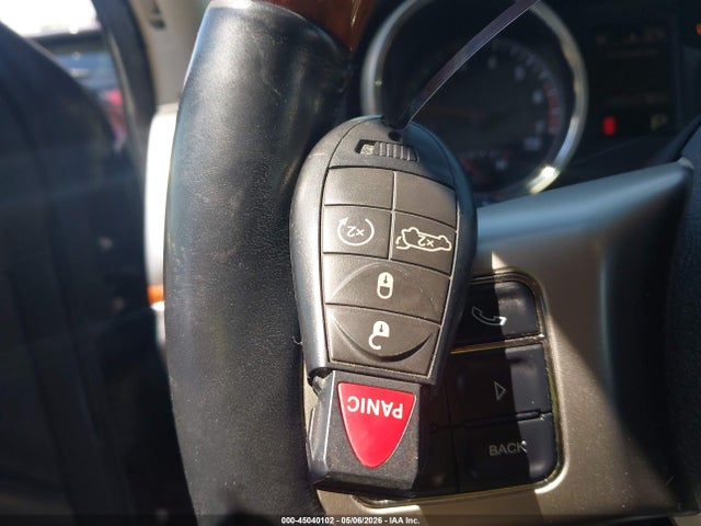 2011 Jeep Grand Cherokee Overland მანქანა იყიდება აუქციონზე, vin: 1J4RR6GTXBC605641, აუქციონის ნომერი: 45040102