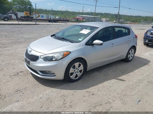 45040118 :رقم المزاد ، KNAFK5A87G5577818 vin ، 2016 Kia Forte Lx مزاد بيع