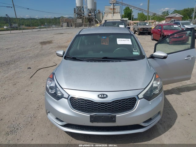 45040118 :رقم المزاد ، KNAFK5A87G5577818 vin ، 2016 Kia Forte Lx مزاد بيع