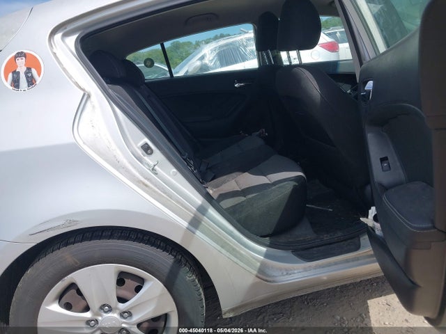 45040118 :رقم المزاد ، KNAFK5A87G5577818 vin ، 2016 Kia Forte Lx مزاد بيع
