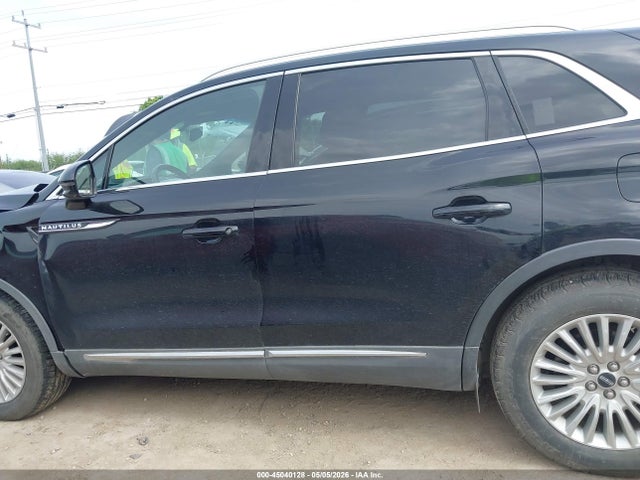 Lincoln Nautilus Standard 2019 2LMPJ6J99KBL18969 Image 14