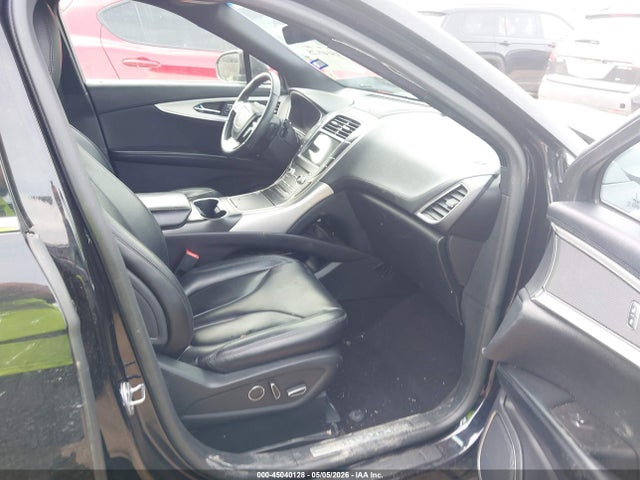 Lincoln Nautilus Standard 2019 2LMPJ6J99KBL18969 Image 5