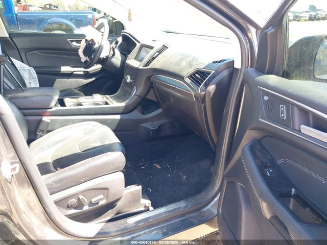 45040140 :رقم المزاد ، 2FMPK4K99KBB56210 vin ، 2019 Ford Edge Titanium مزاد بيع