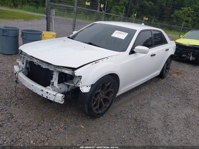 Chrysler 300 300s 2019 2C3CCABG4KH635018 Image 2