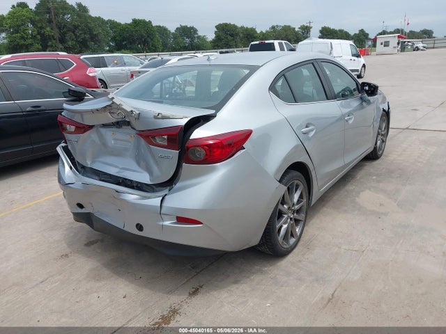 2018 Mazda Mazda3 Touring მანქანა იყიდება აუქციონზე, vin: JM1BN1V36J1156882, აუქციონის ნომერი: 45040165