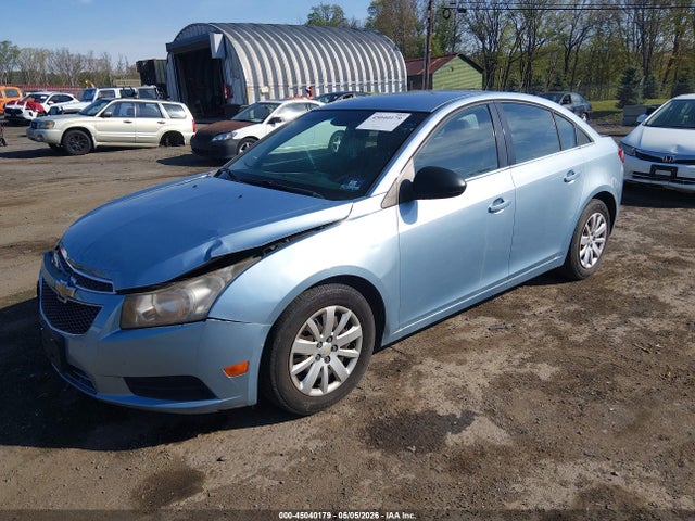 45040179 :رقم المزاد ، 1G1PC5SH3B7250714 vin ، 2011 Chevrolet Cruze Ls مزاد بيع