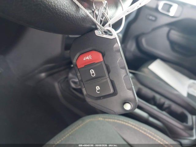45040185 :رقم المزاد ، 1C4PJXAN6TW153451 vin ، 2026 Jeep Wrangler Sport مزاد بيع