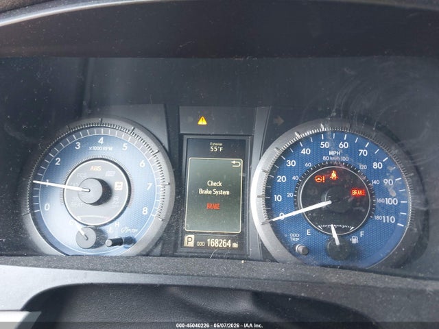 45040226 :رقم المزاد ، 5TDYK3DCXGS752380 vin ، 2016 Toyota Sienna Xle 8 Passenger مزاد بيع