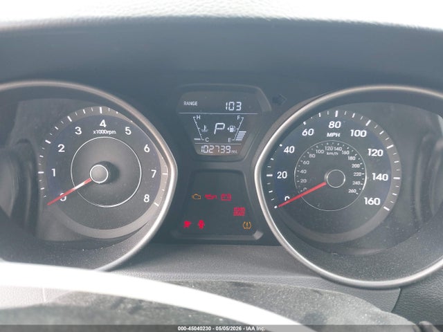 5NPDH4AE4FH636914 Hyundai ELANTRA SE