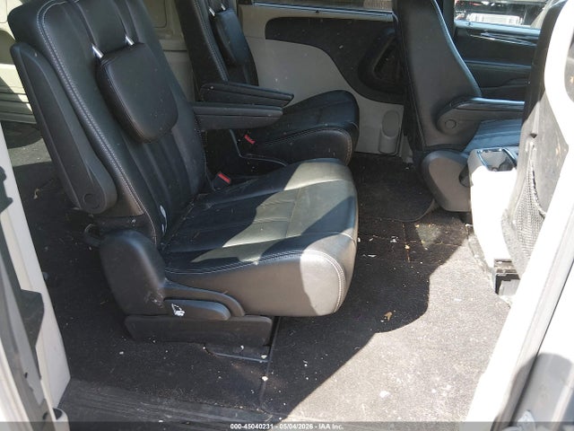 Продажа на аукционе авто 2015 Chrysler Town & Country Touring, vin: 2C4RC1BG0FR620828, номер лота: 45040231