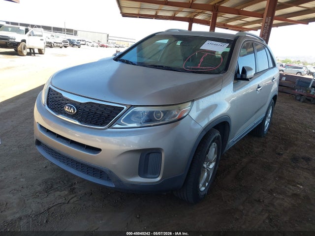 Продажа на аукционе авто 2015 Kia Sorento Lx V6, vin: 5XYKT4A78FG602862, номер лота: 45040242