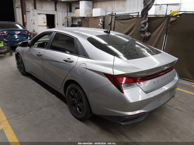 45040264 :رقم المزاد ، 5NPLM4AG4NH075489 vin ، 2022 Hyundai Elantra Sel مزاد بيع