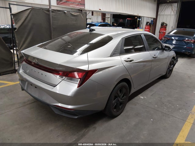 45040264 :رقم المزاد ، 5NPLM4AG4NH075489 vin ، 2022 Hyundai Elantra Sel مزاد بيع
