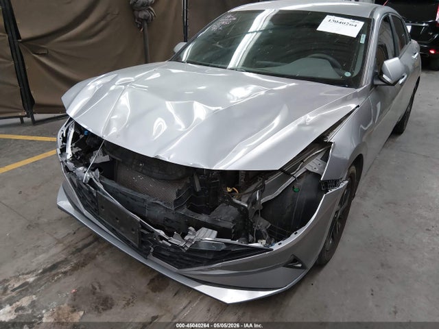 45040264 :رقم المزاد ، 5NPLM4AG4NH075489 vin ، 2022 Hyundai Elantra Sel مزاد بيع