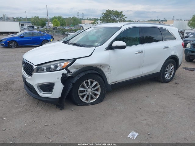 Продажа на аукционе авто 2017 Kia Sorento 3.3l Lx, vin: 5XYPGDA52HG215588, номер лота: 45040265