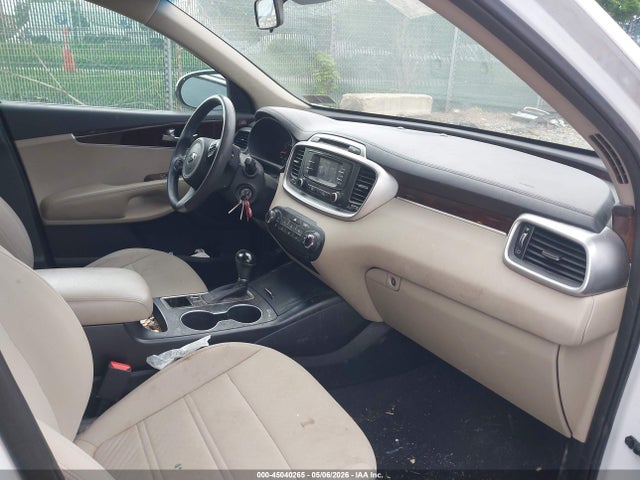 Продажа на аукционе авто 2017 Kia Sorento 3.3l Lx, vin: 5XYPGDA52HG215588, номер лота: 45040265