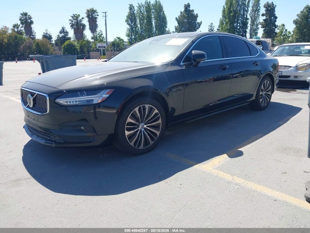 Volvo S90 B6 Momentum 2022 LVY062MK8NP252351 Image 2