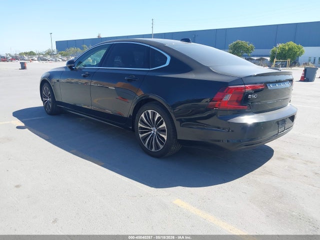 Volvo S90 B6 Momentum 2022 LVY062MK8NP252351 Image 3