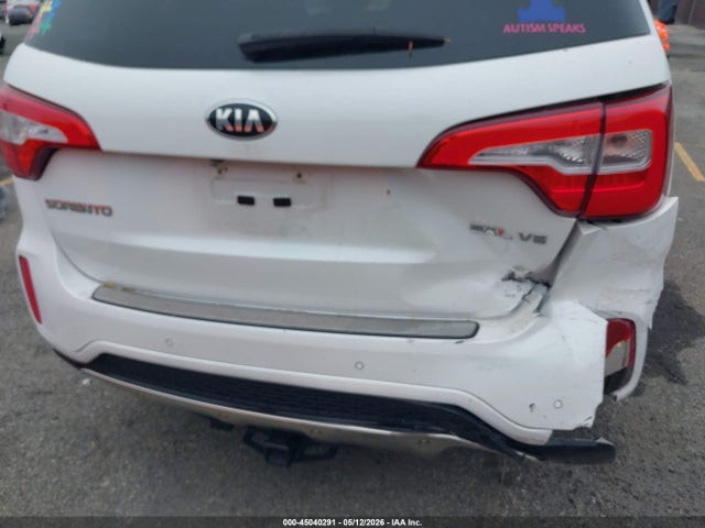 5XYKW4A75FG635969 KIA Sorento Limited V6