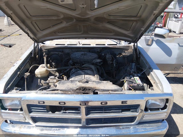 1992 Dodge D-series D150 მანქანა იყიდება აუქციონზე, vin: 1B7GE16X6NS609373, აუქციონის ნომერი: 45040301