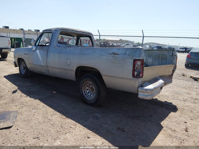 1992 Dodge D-series D150 მანქანა იყიდება აუქციონზე, vin: 1B7GE16X6NS609373, აუქციონის ნომერი: 45040301