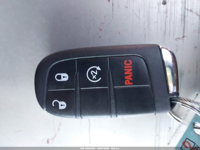45040305 :رقم المزاد ، ZACNJDB12NPN81984 vin ، 2022 Jeep Renegade (red) Edition 4x4 مزاد بيع