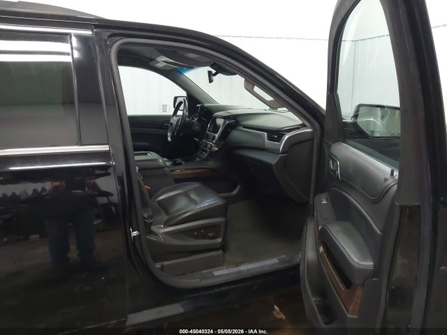 45040324 :رقم المزاد ، 1GNSKBKC8FR667948 vin ، 2015 Chevrolet Tahoe Lt مزاد بيع