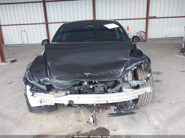 2025 Tesla Model 3 Long Range Rear-wheel Drive/standard Rear-wheel Drive მანქანა იყიდება აუქციონზე, vin: 5YJ3E1EA3SF999482, აუქციონის ნომერი: 45040327